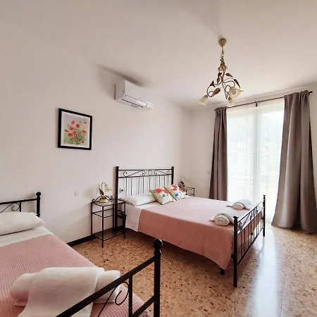 Agriturismo Conca Sandra - Farm Stay On Lake Como Perledo Esterno foto